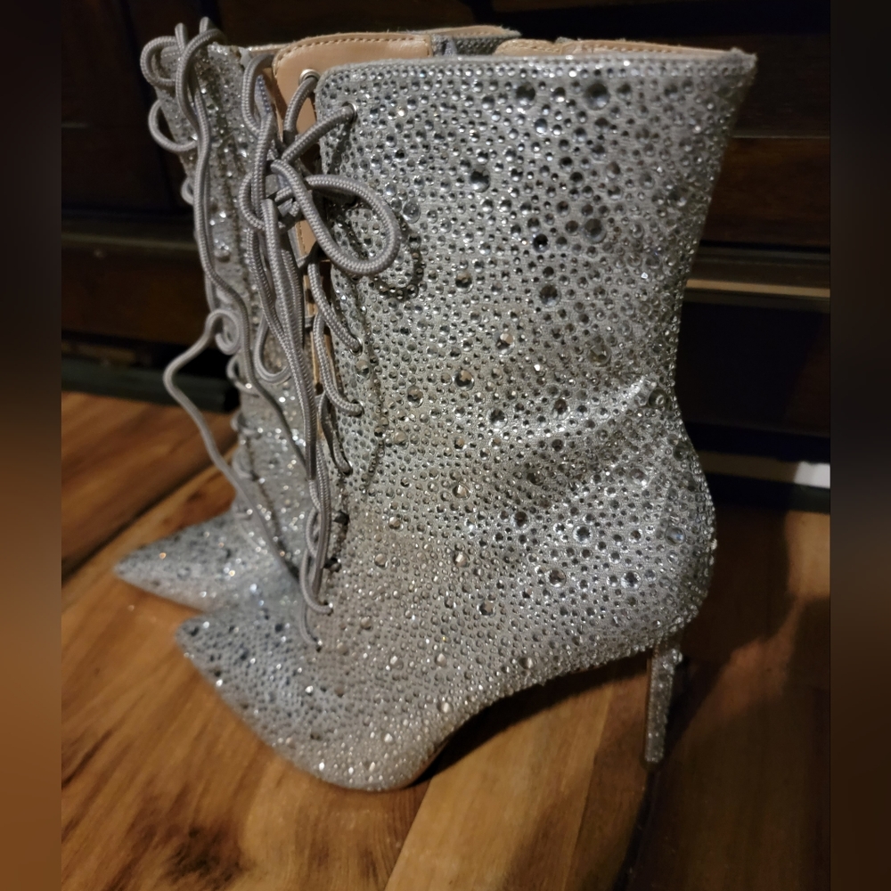 Steve Madden Boots